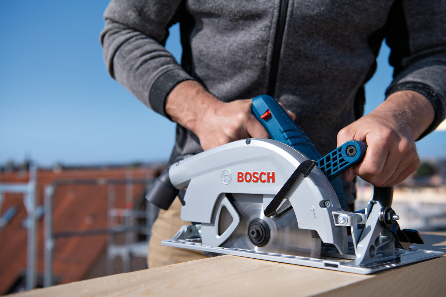 Akkukäsipyörösaha Bosch GKS 18V-68 Solo L-Boxx