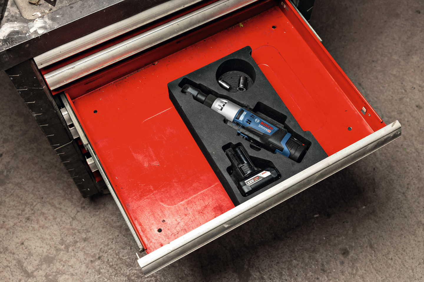 Akkuräikkäväännin Bosch GRC 12V-60 1/2 SN Solo