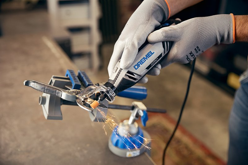 Monitoimityökalu Dremel 4250-6/128 Platinum+