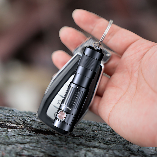 Taskulamppu Fenix E09R 600lm