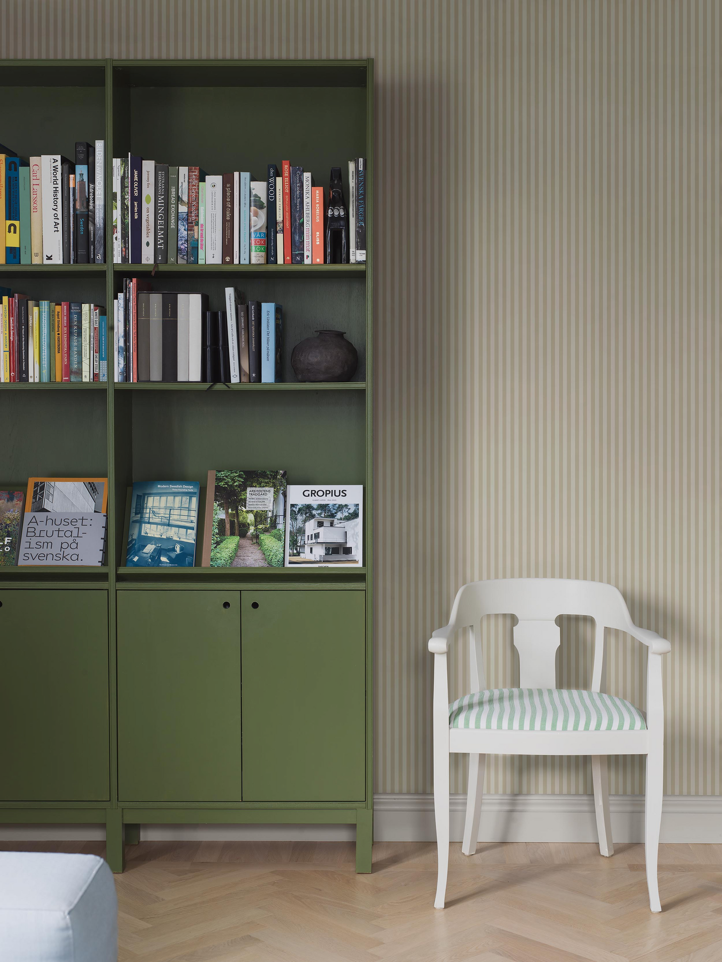 Kuitutapetti Boråstapeter Mölle Stripe o Myrten 5739 Mölle Stripe 10,05m