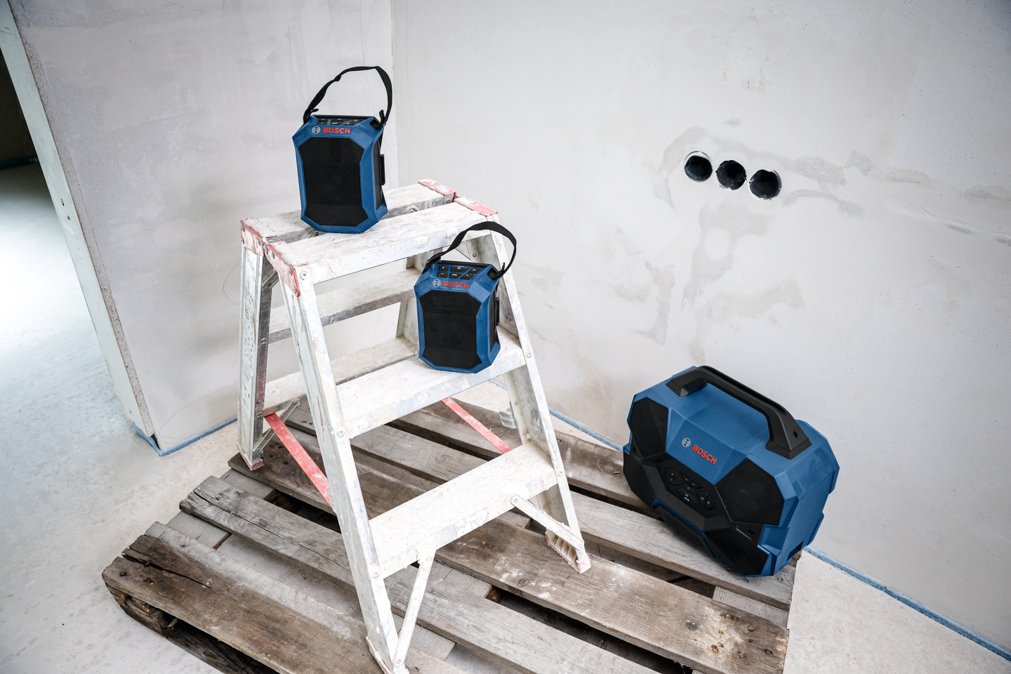 Bluetooth-kaiutin Bosch GPB 18V-1 C akkukansi BA 18-12 Solo