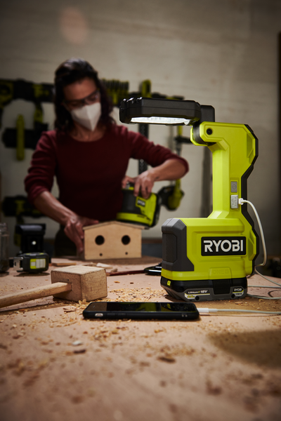 Led-työvalo Ryobi RMTL18-0 18V ONE+ 1500 Lumen runkoversio