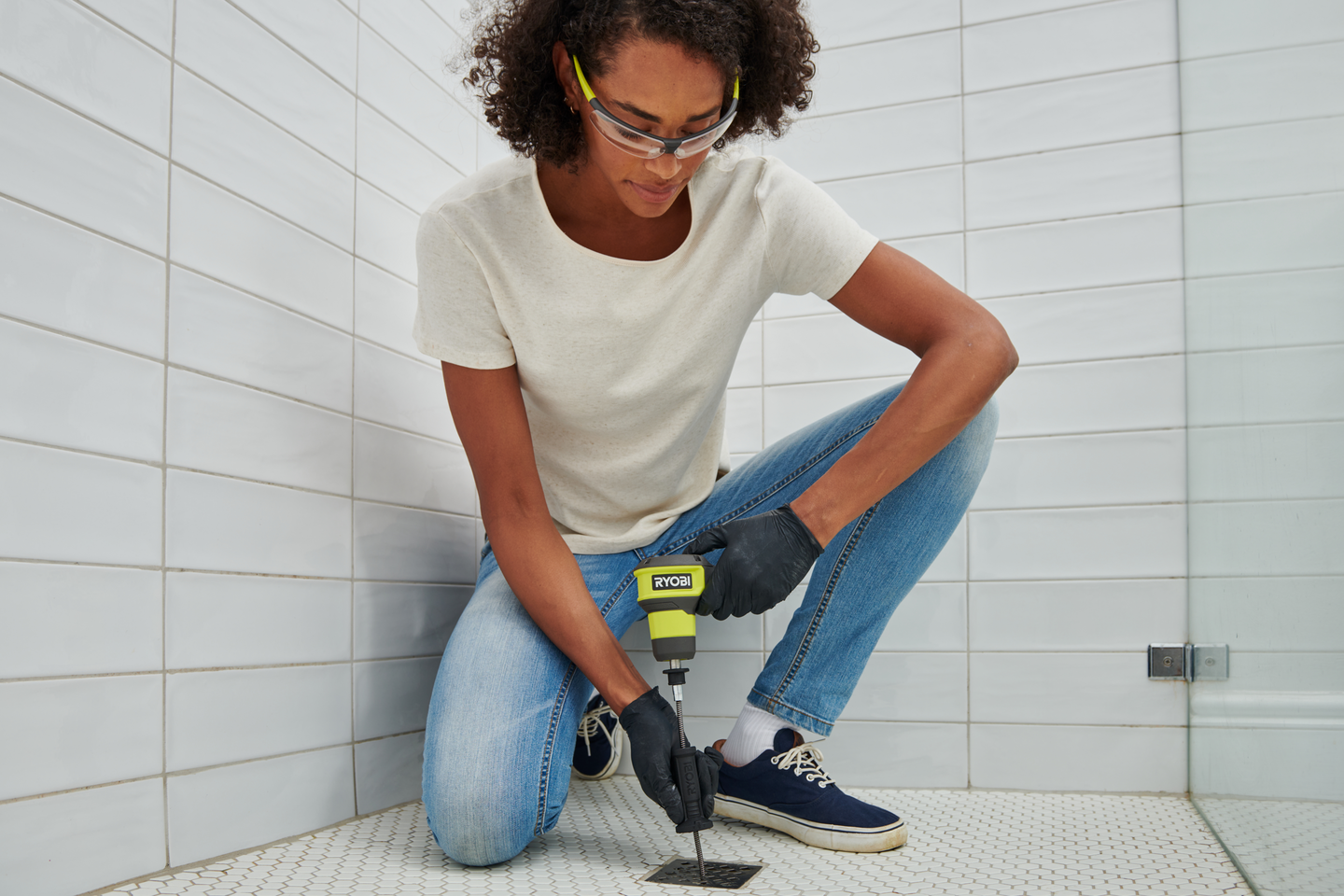 Viemärinpuhdistaja Ryobi RDA4-0 4V USB-Lithium-sarja runkoversio