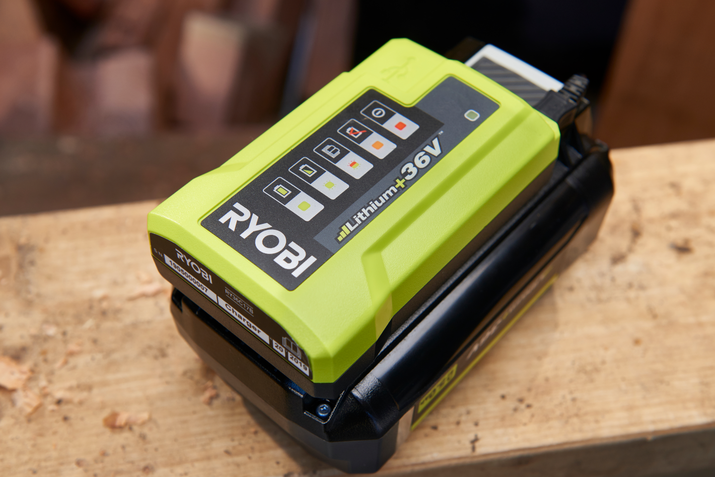 Akku ja laturi Ryobi RY36BC17A 36V 2,0Ah