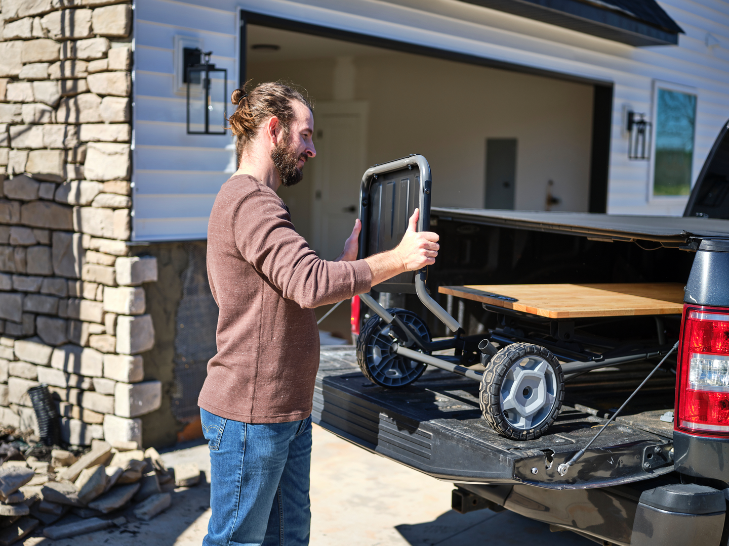 Työpöytä Ryobi Speed Bench RWBSB-01 pyörillä