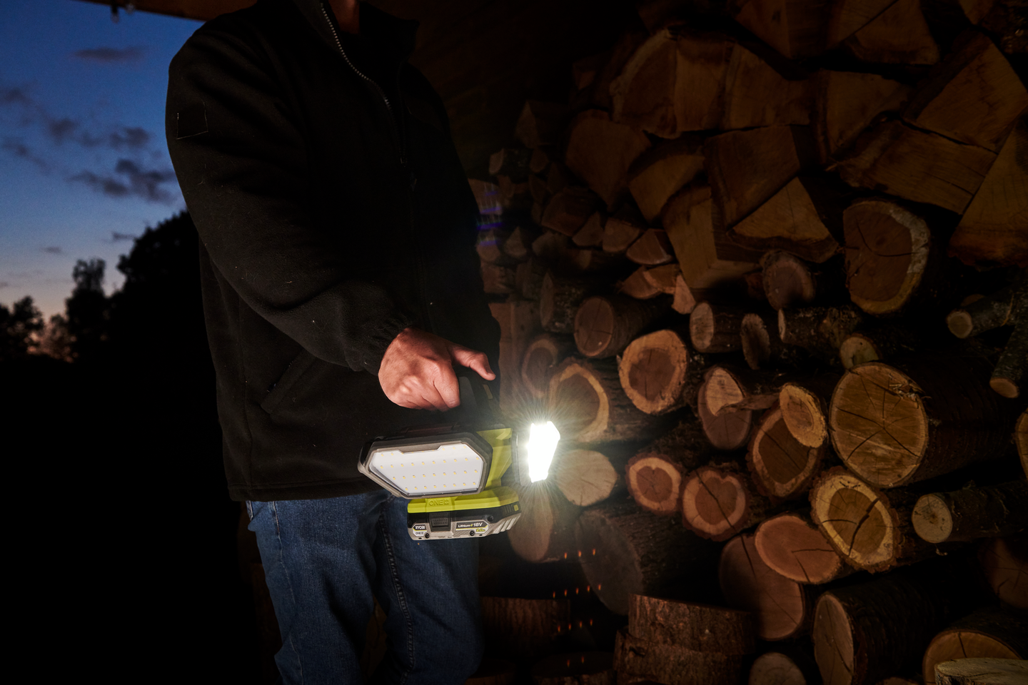 Työvalo RYOBI R18L360-0 18V ONE+ ei akkua