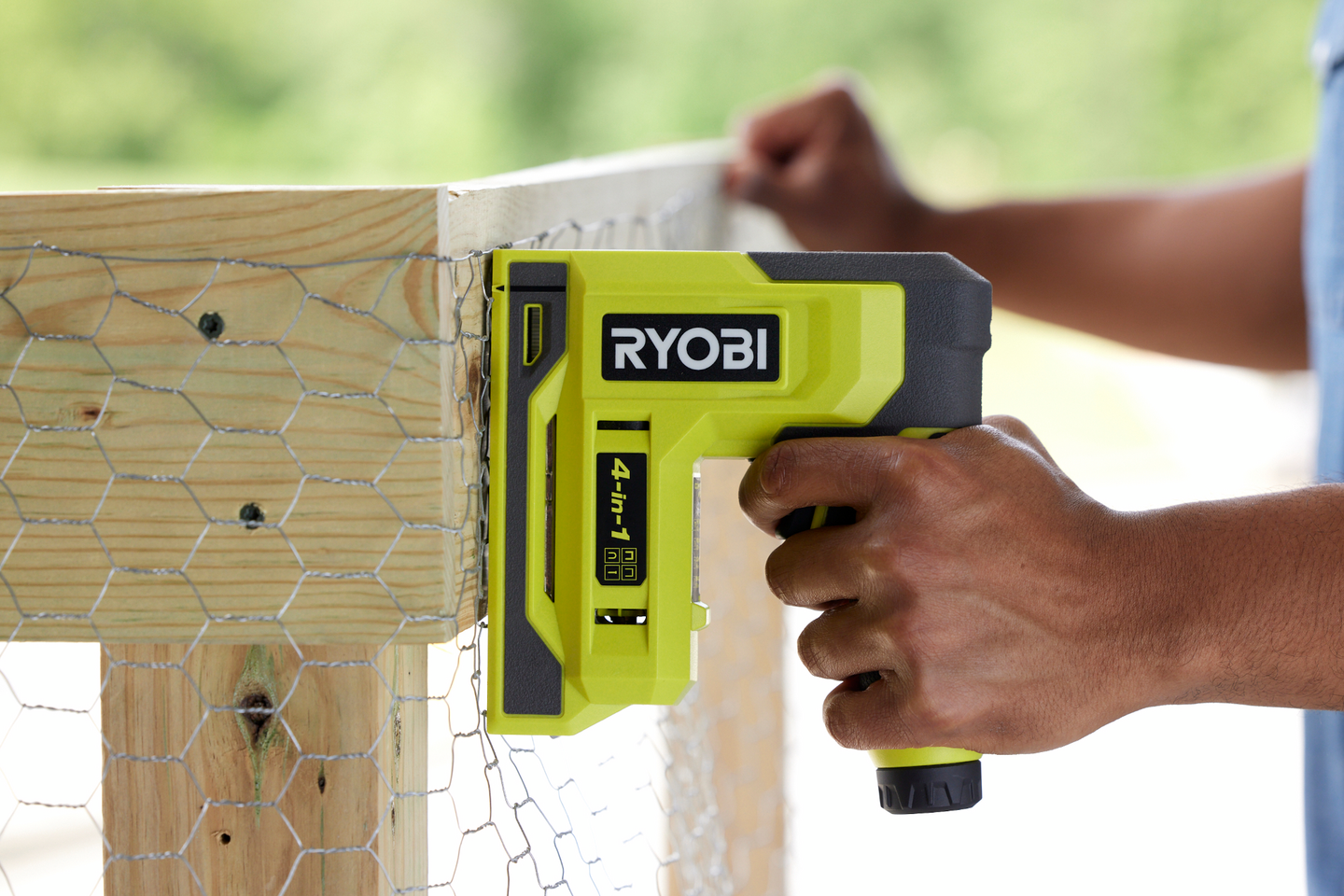 Nitoja RYOBI RST4-0 4V USB Litium-sarja ei akkua