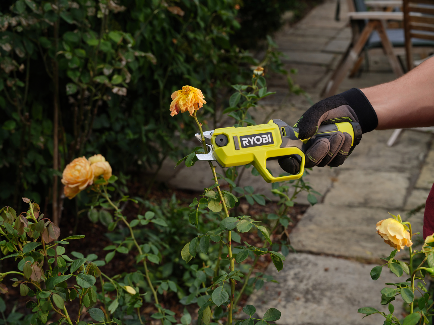 Akkuoksasakset Ryobi RY4SCA-120 4V USB Lithium 1x2,0Ah