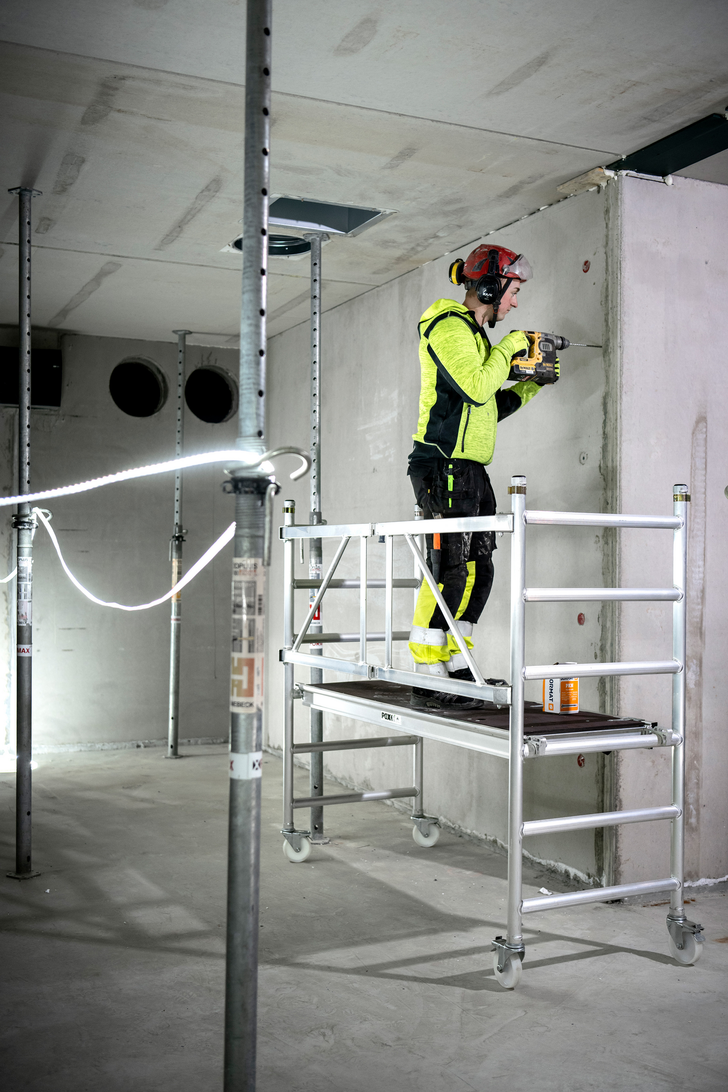 HANTVERKSSTÄLLNING ZARGES PAXTOWER 1,80X0,60M PLH FRÅN 0,55M