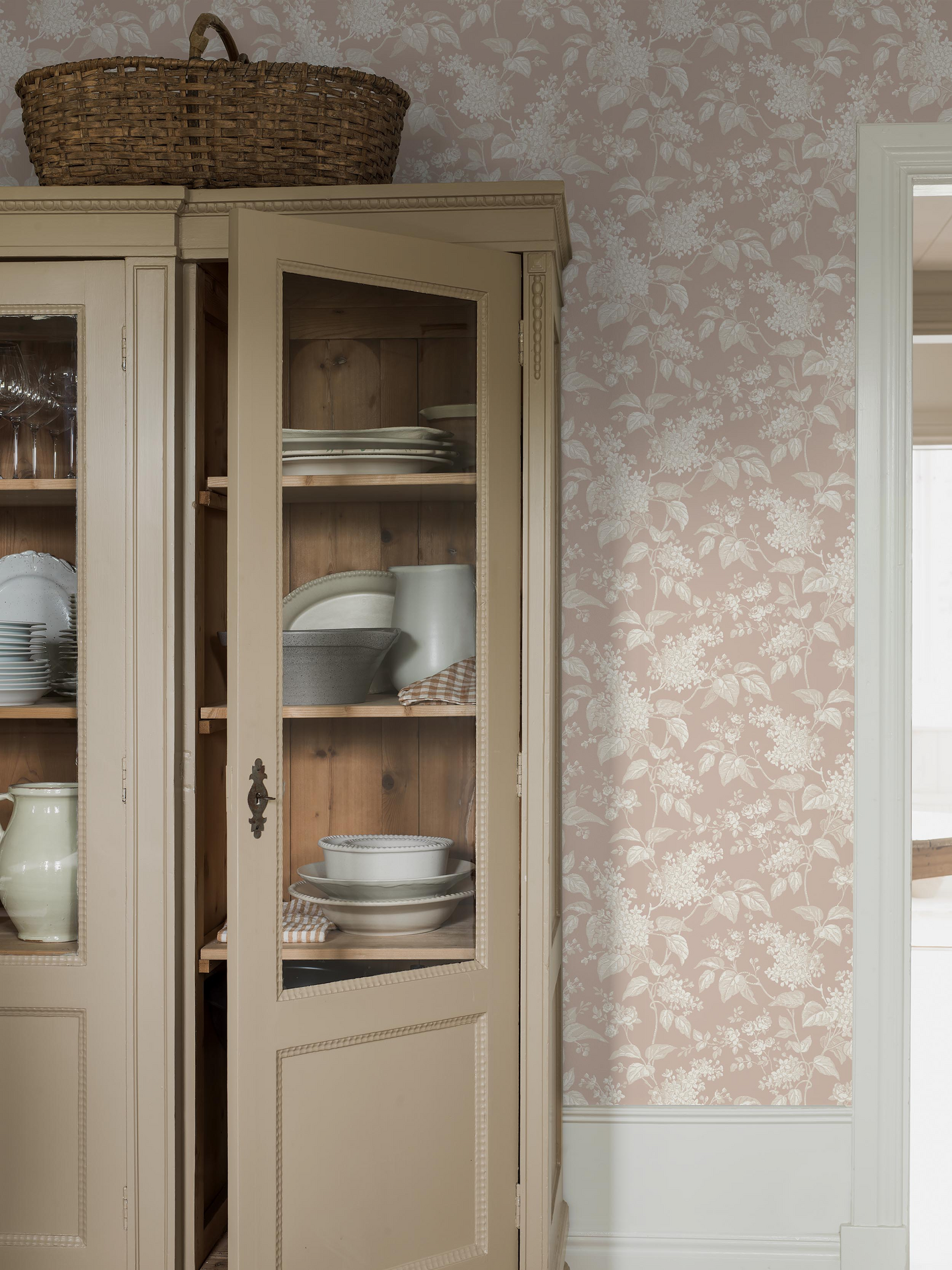 Kuitutapetti Boråstapeter Österlen 6965 Syren 10,05m