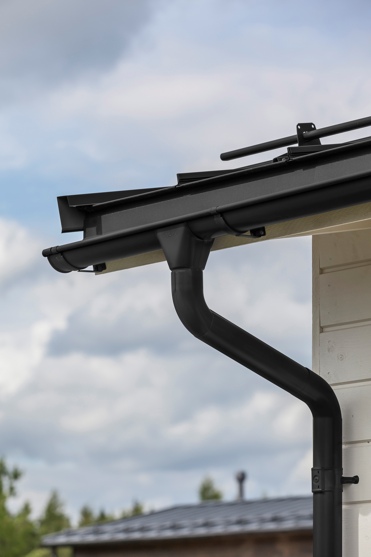 Puuseinäkiinnike Ruukki 100mm