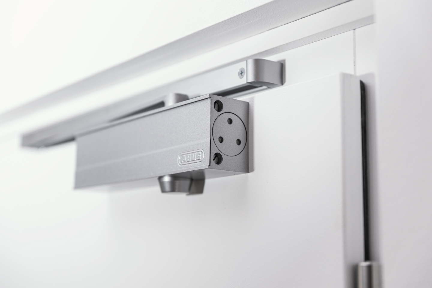 Ovensuljin ABUS AC7303 EN 3 maks. 60kg/960mm leveälle ovelle