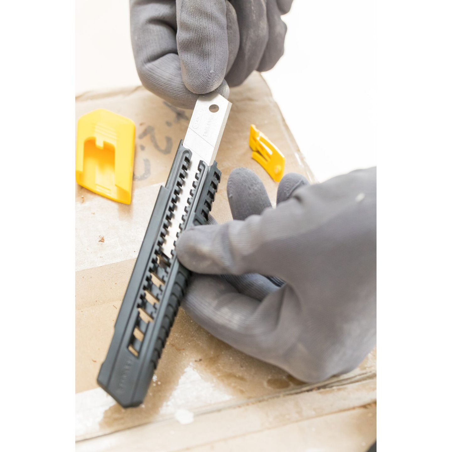 Katkoteräveitsi Stanley 0-10-151 SM 18mm