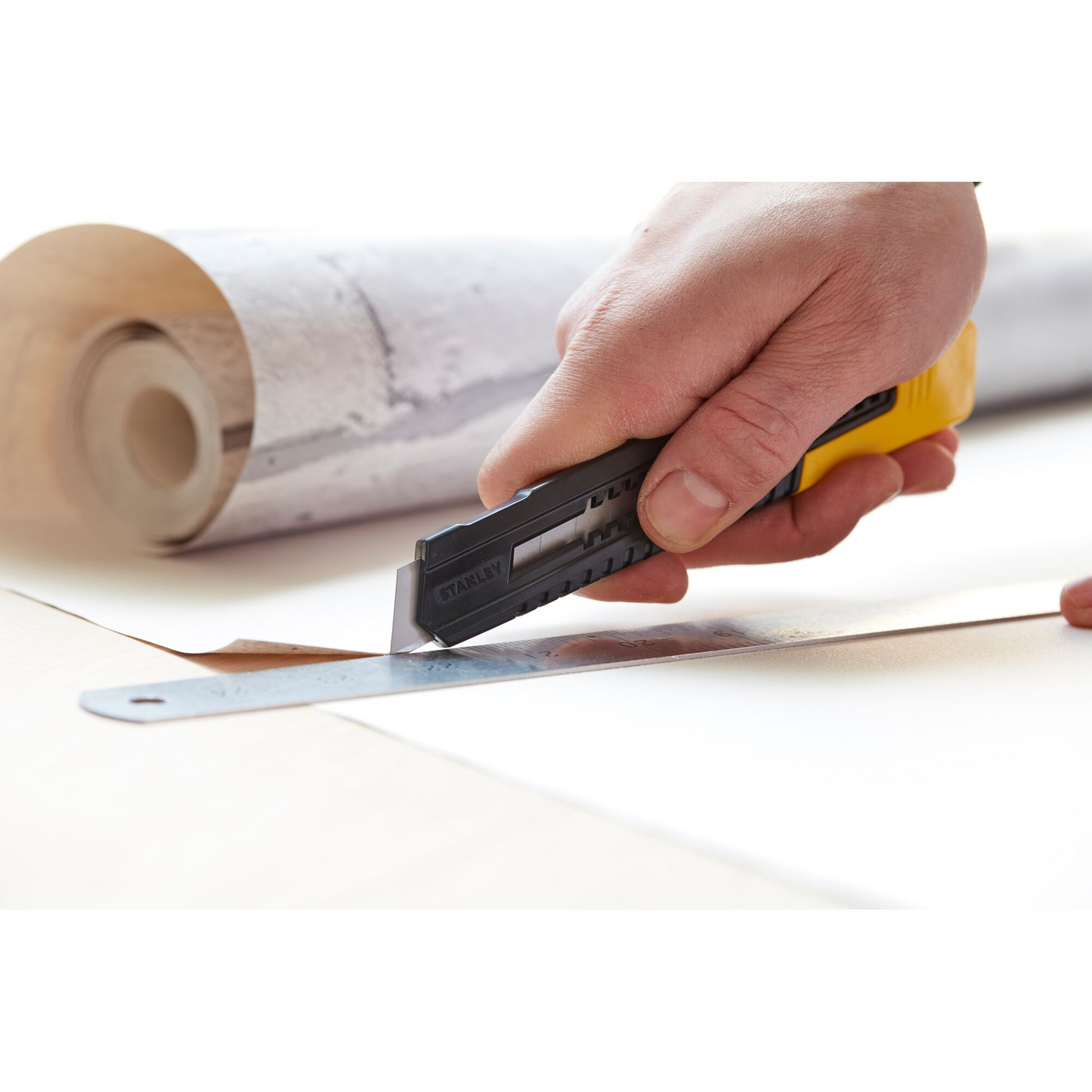 Katkoteräveitsi Stanley 0-10-151 SM 18mm