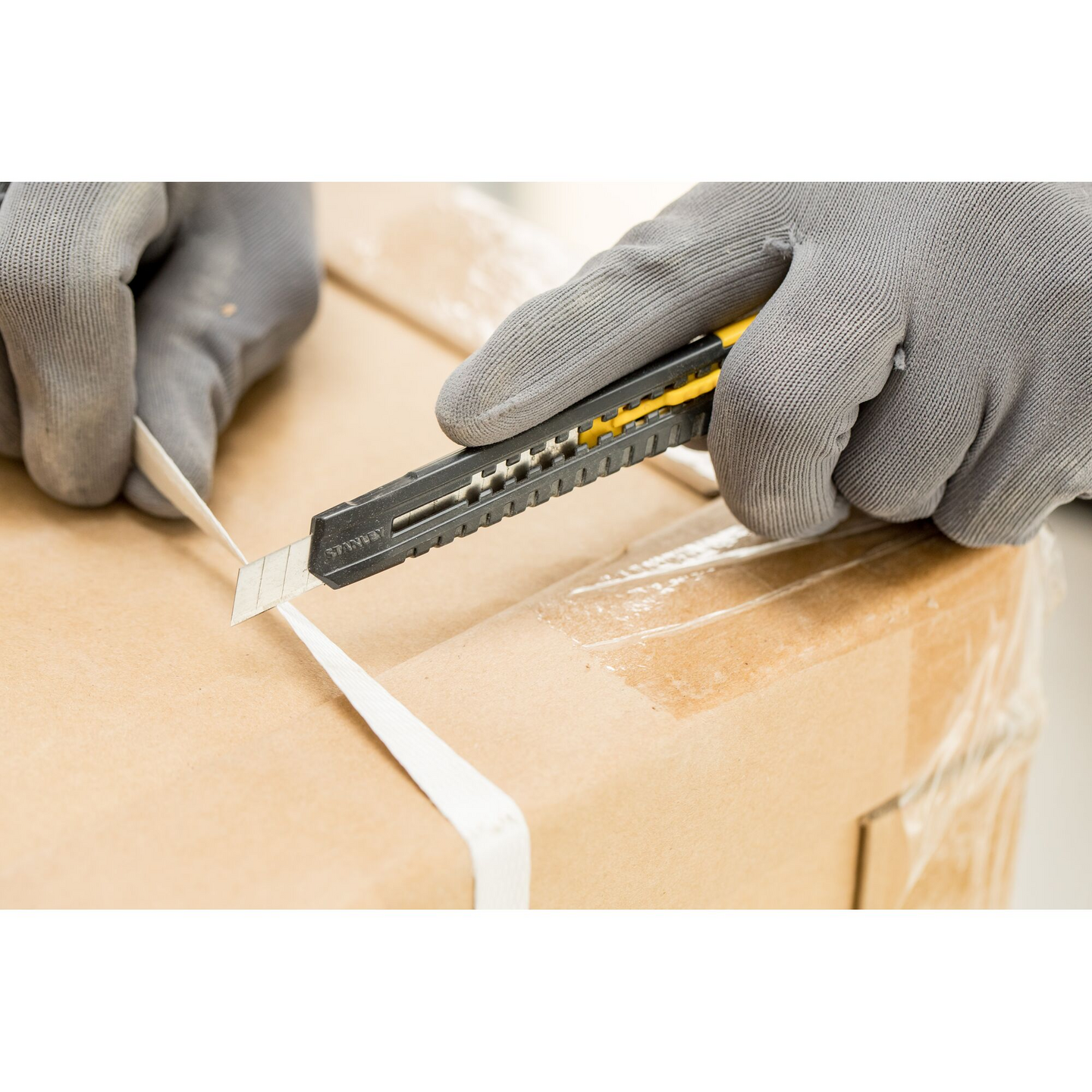 Katkoteräveitsi Stanley 0-10-150 SM 9mm