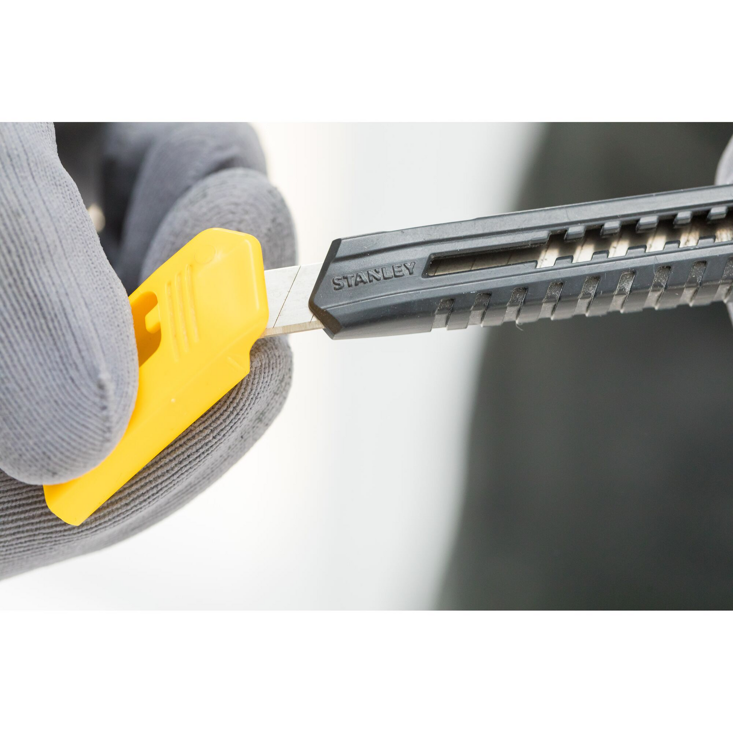 Katkoteräveitsi Stanley 0-10-150 SM 9mm