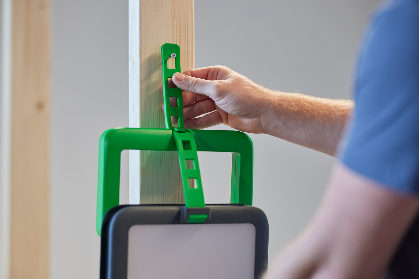 Työmaavalaisin Thorsman 35W 4000lm ladattava IP54