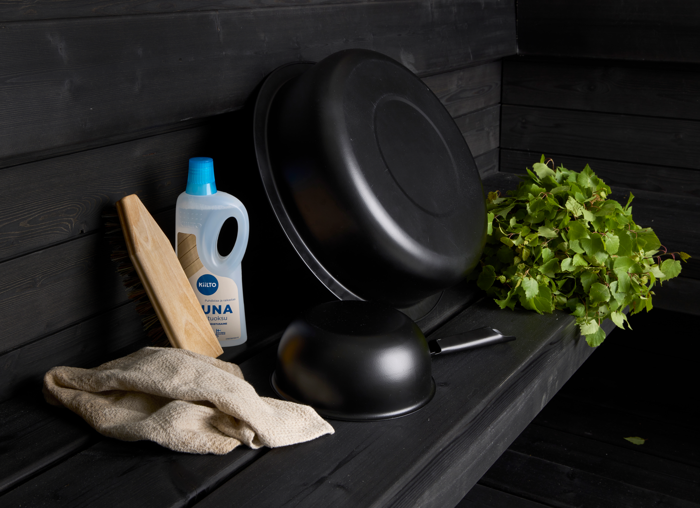 Saunapaneeli Cello Purmo 14x120x2070 kuusi STS4 päätypontattu musta harjattu