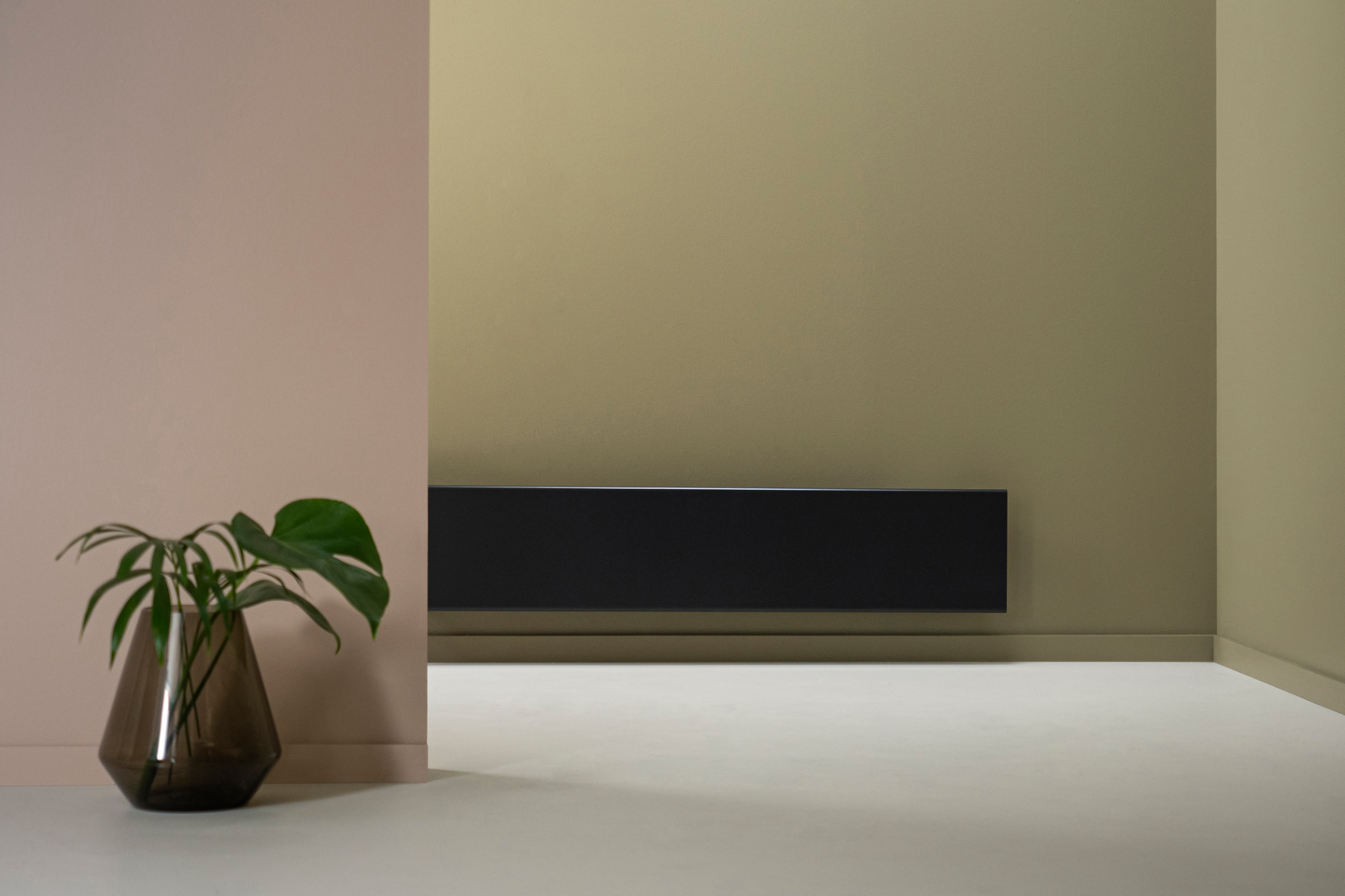 Lämmitin Adax Neo Wifi L 21cm 08Kwt musta lista