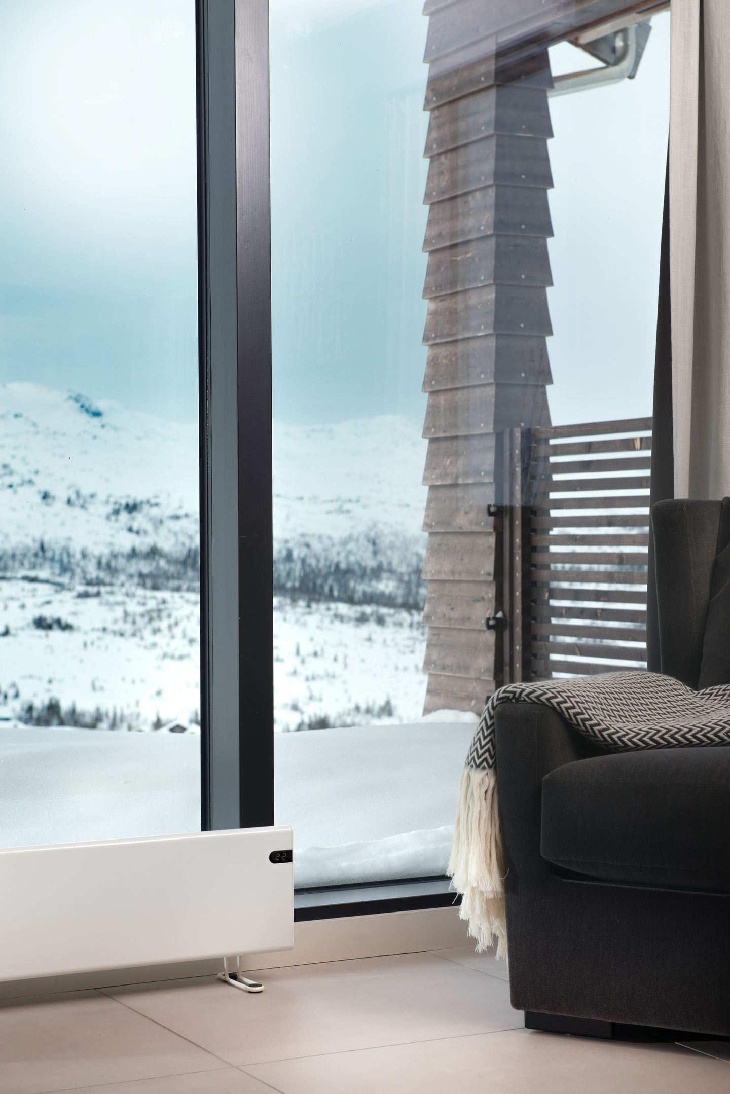 Lämmitin Adax Neo Wifi L 800W 21cm valkoinen lista