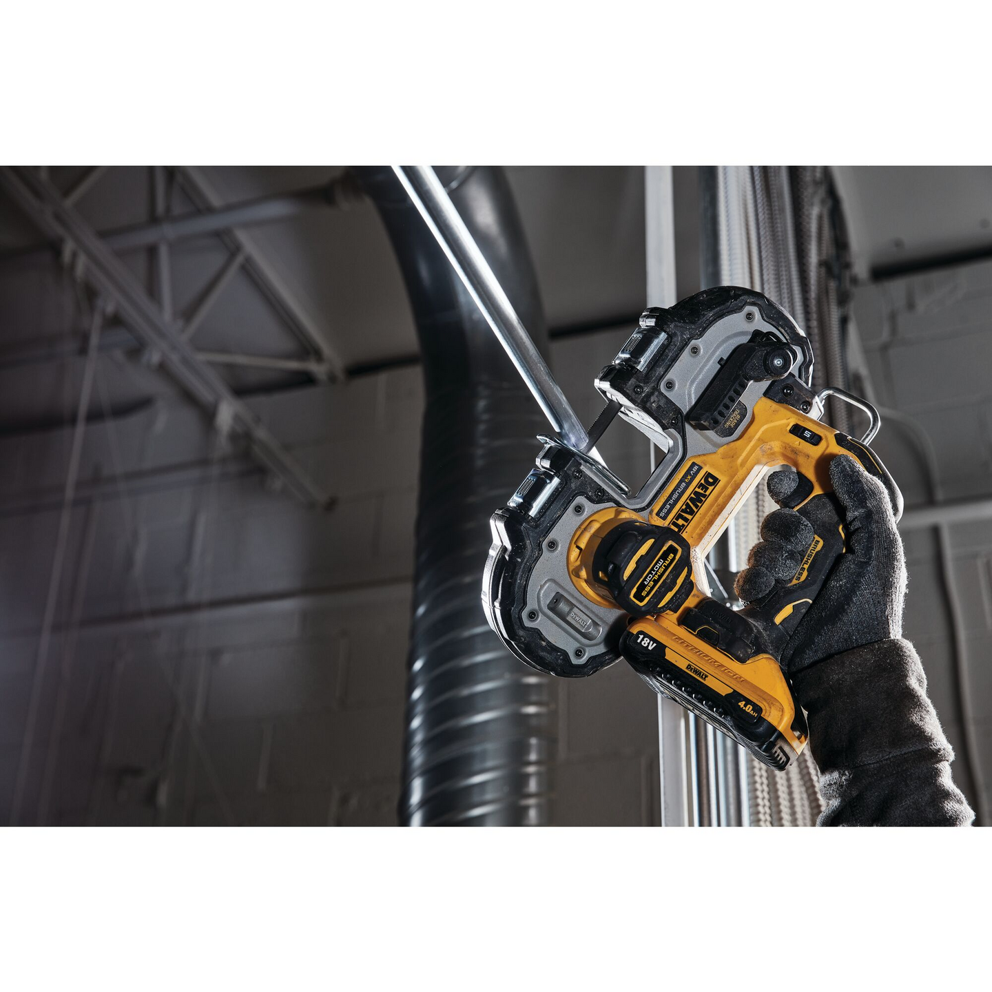 Akkuvannesaha DeWalt DCS377NT runko