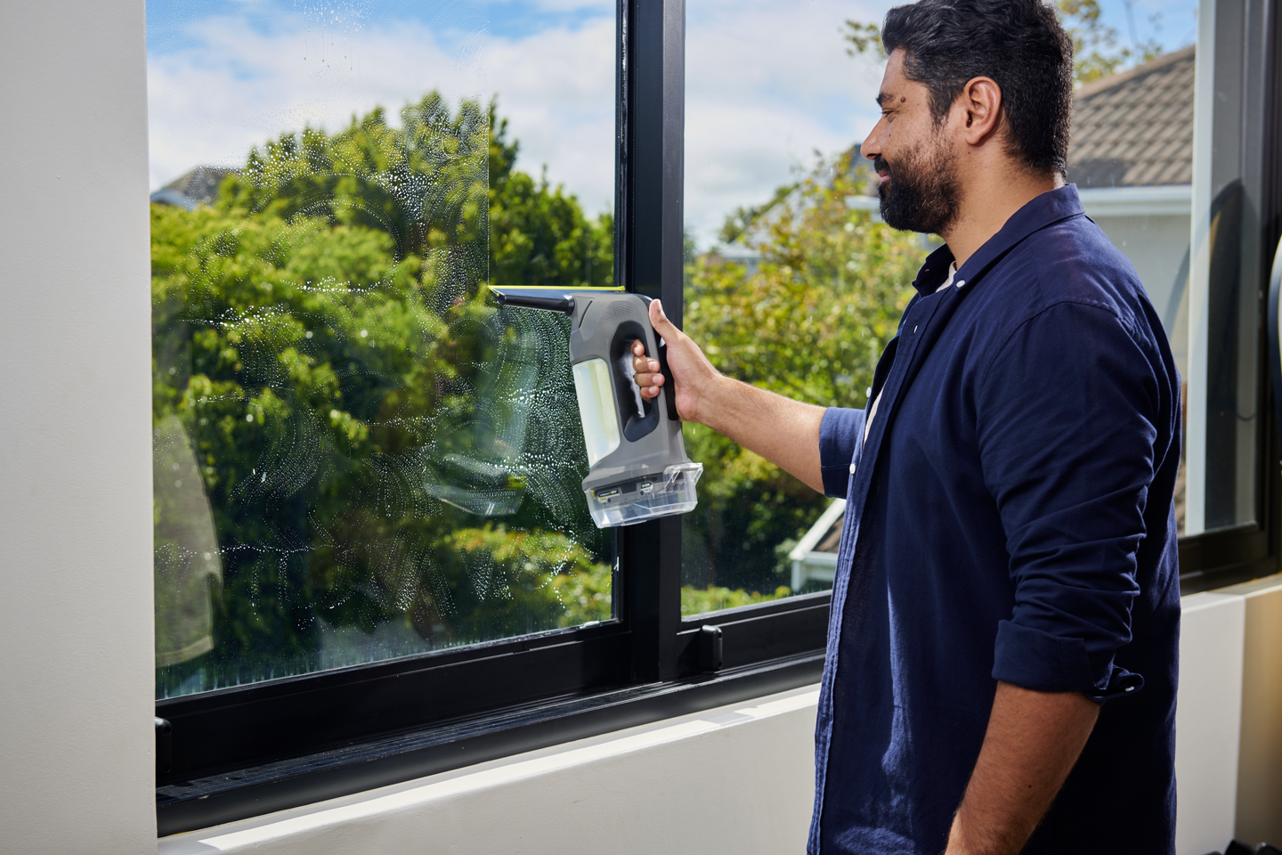 Ikkunapesuri Ryobi RWV18-0 18V ONE+ ilman akkua