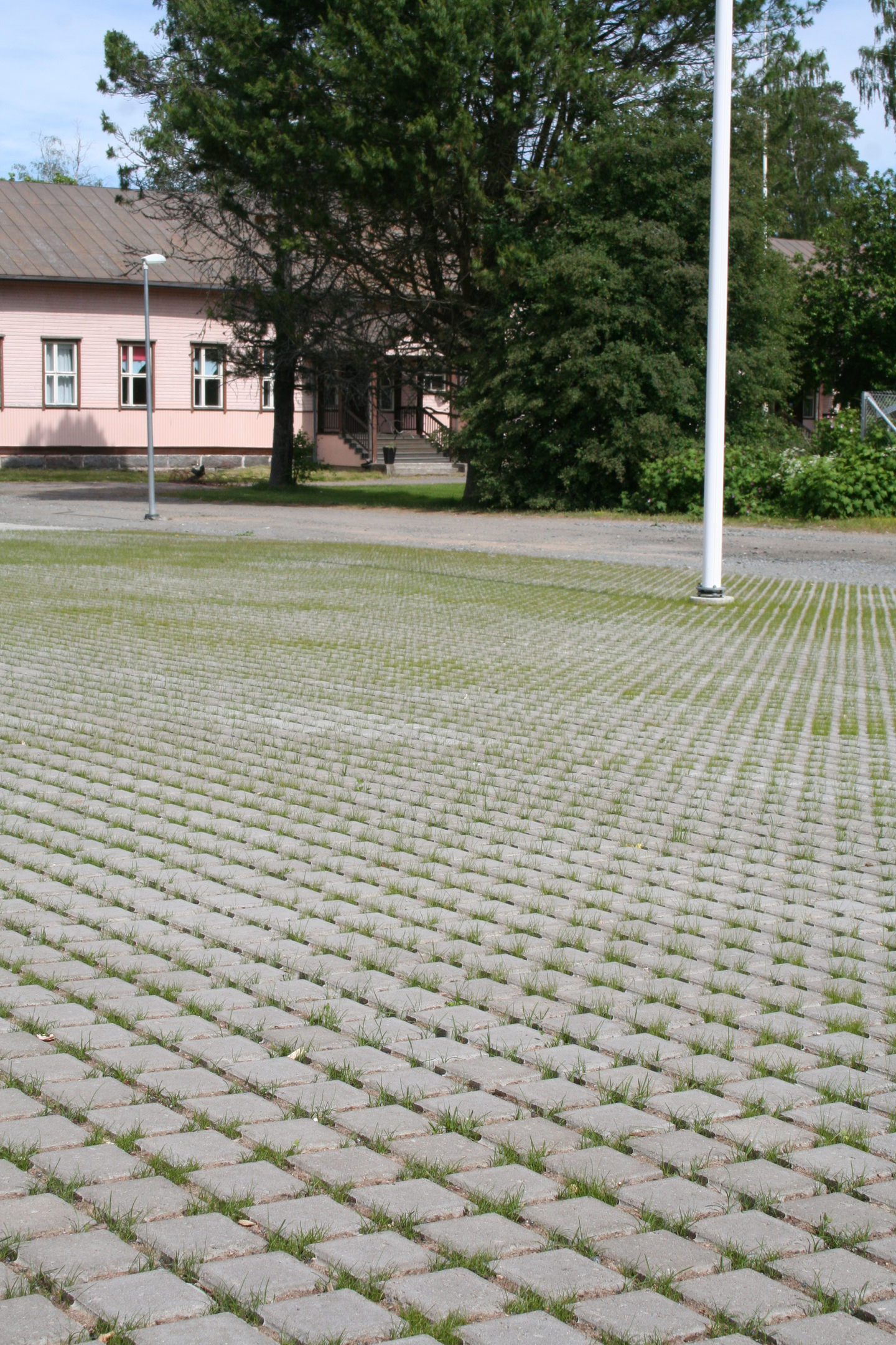 Hulekivi HB 140x140x80mm musta 51kpl/m²