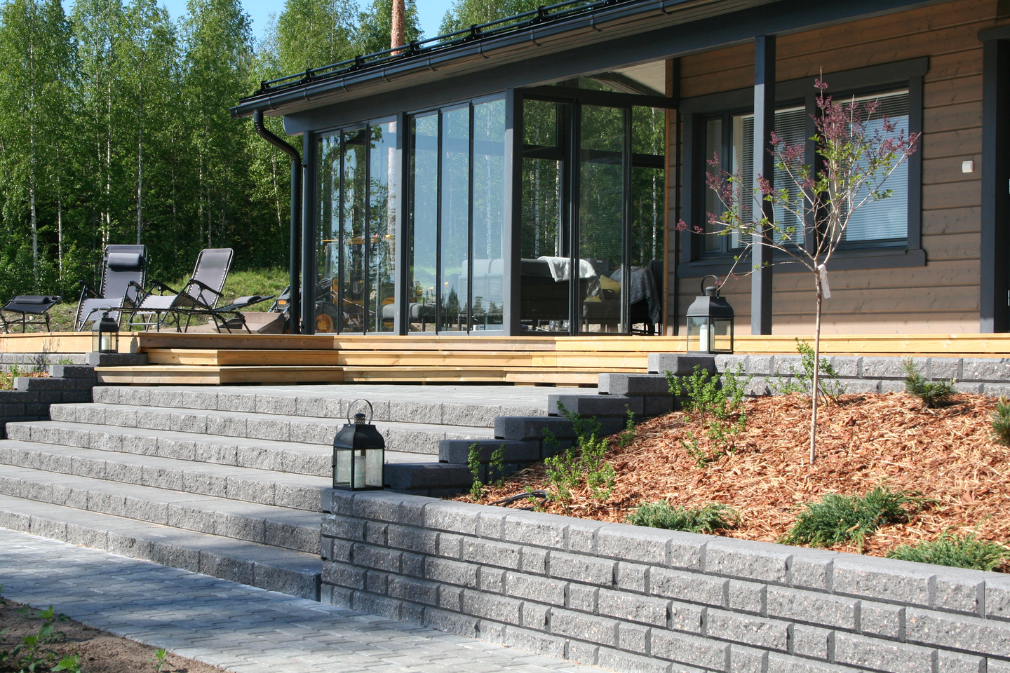 Vallikivi normaalikivipari HB 630x215x100mm harmaa 56paria/lava 1180kg/lava