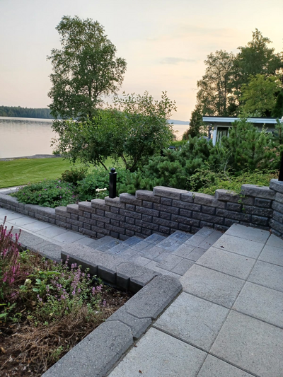 Vallikivi normaalikivipari HB 630x215x100mm musta 56paria/lava 1180kg/lava