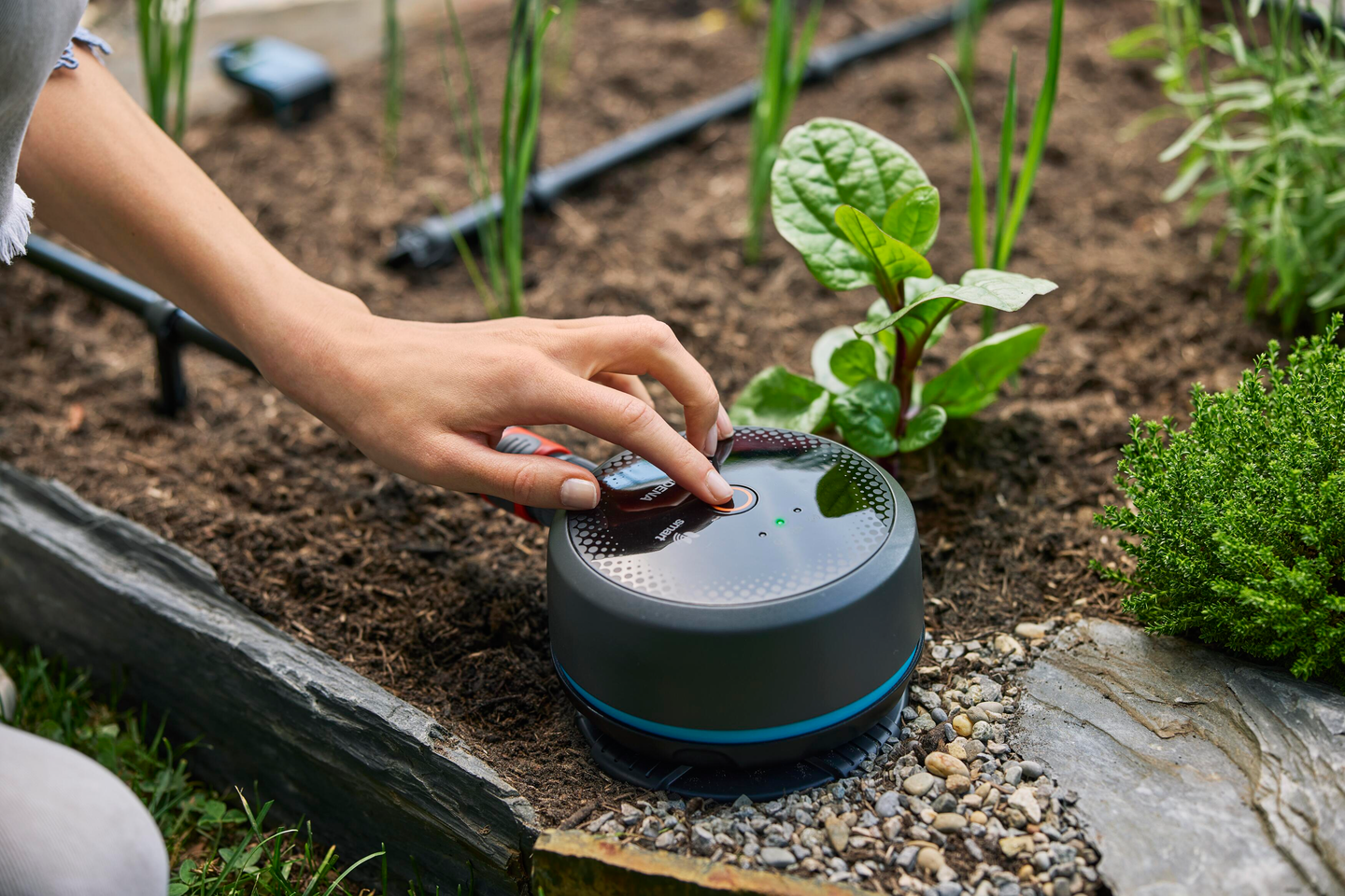 Kastelunohjain GARDENA smart Pipeline