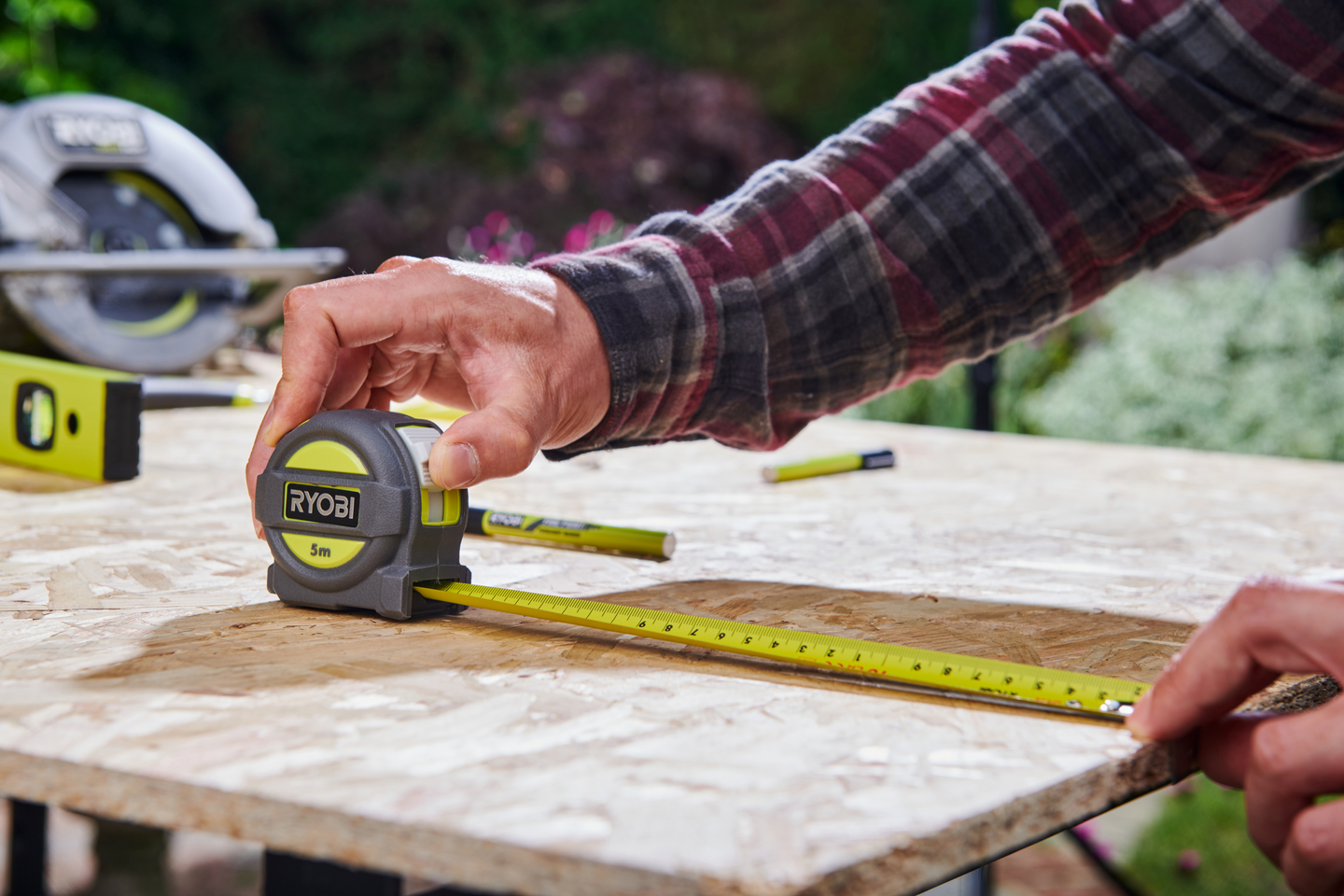 Akkuiskuporakone Ryobi RPD18-2C20TAH 18V ONE+ 2x2,0Ah + 62 os.tarvikesarja