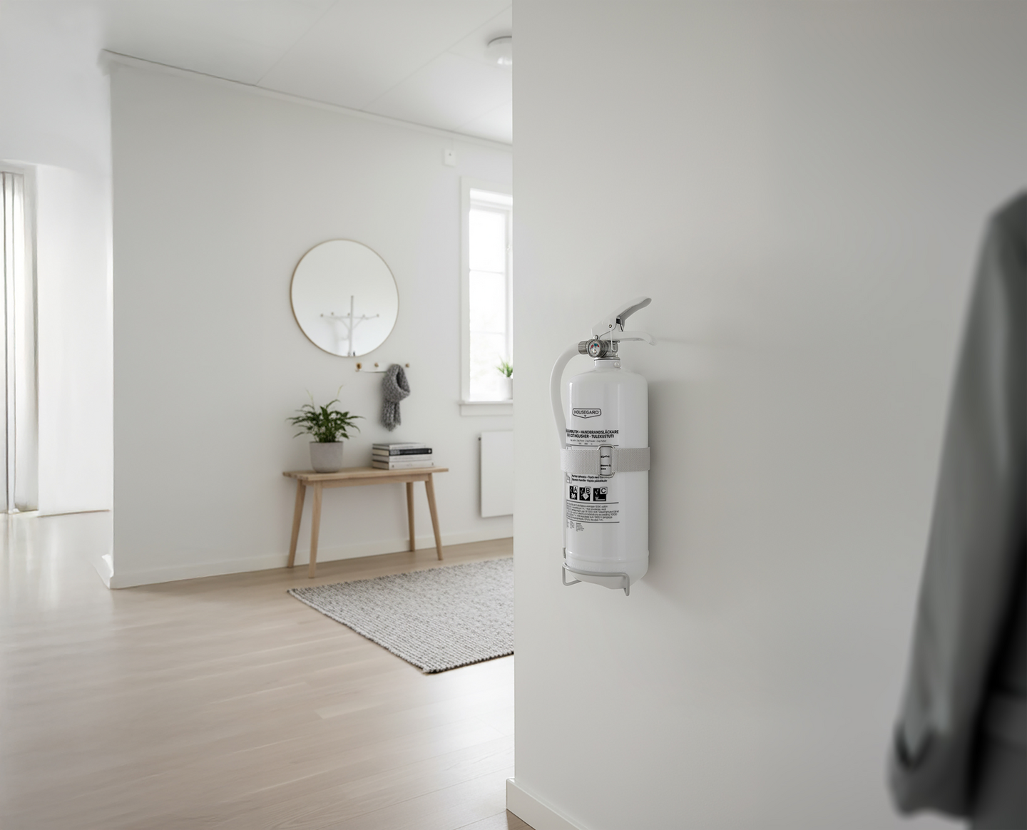 Jauhesammutin Housegard 2 kg valkoinen PE2HR-C