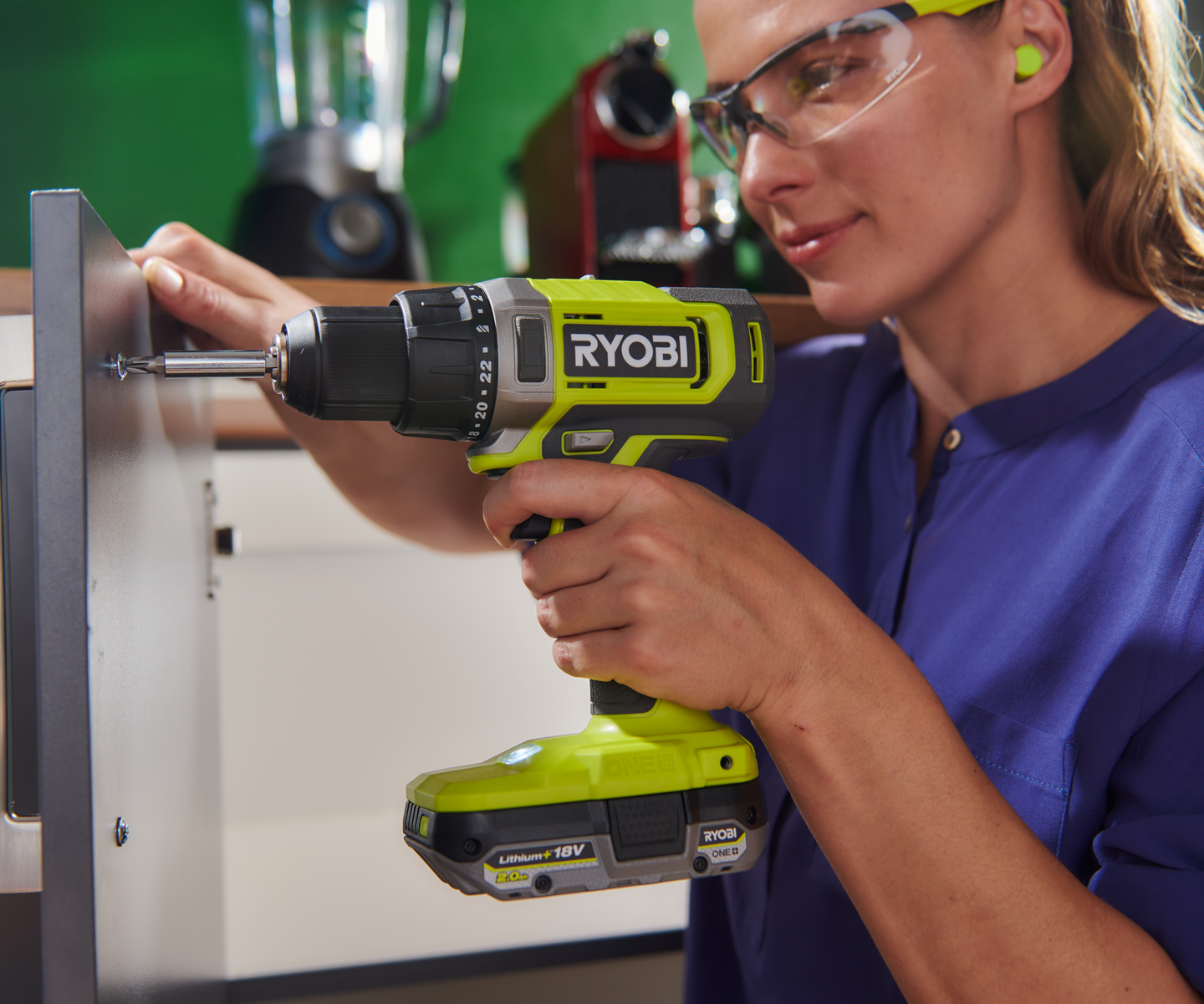 Akkutyökalusarja Ryobi R18CK3-242G 18 V ONE+ 4,0 + 2,0 Ah