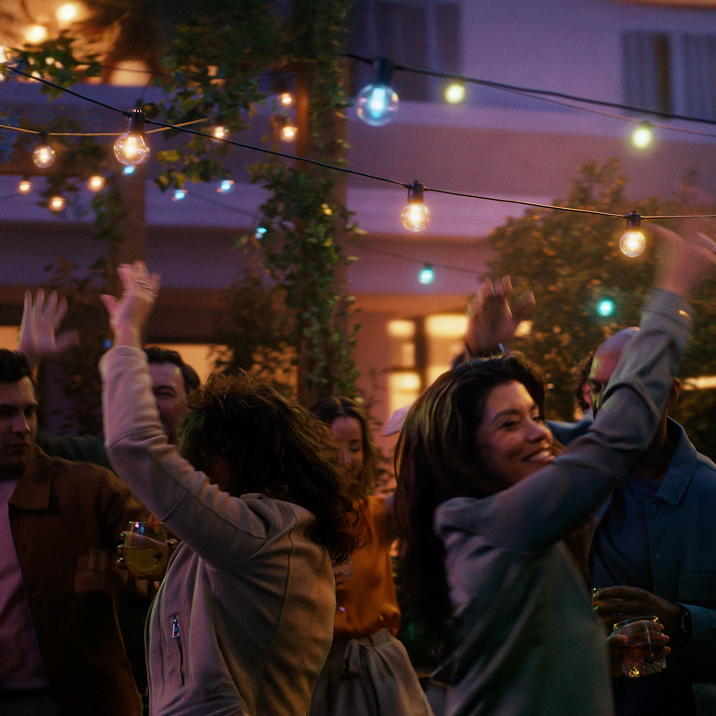 Led-valosarja PHILIPS HUE FESTAVIA Globe 20 14m 1000-20000K