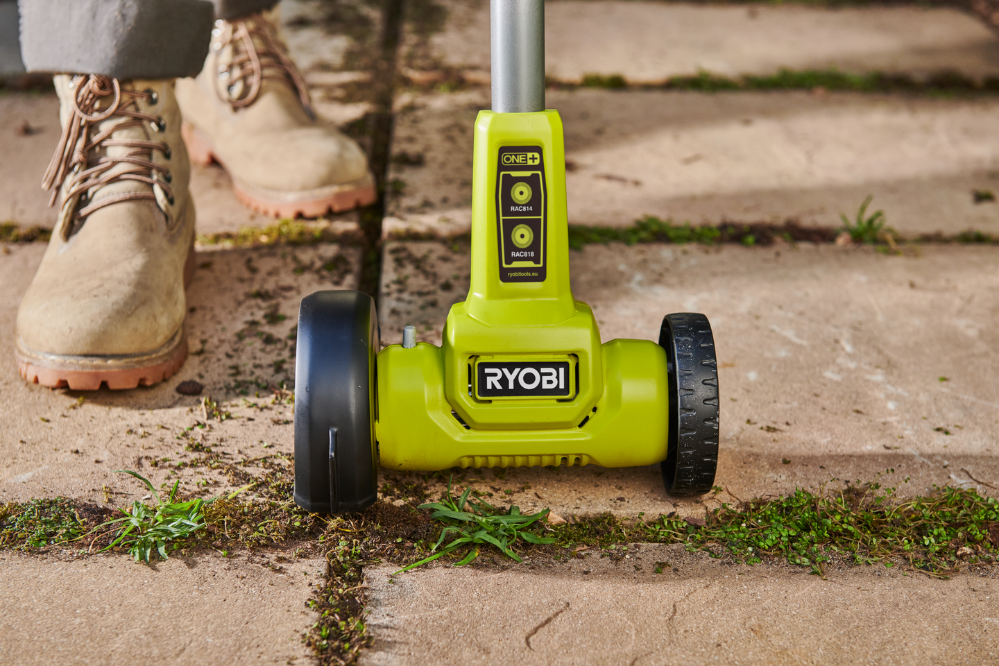 Saumaharja Ryobi RY18PCC-120 18V ONE+ 1x2,0Ah