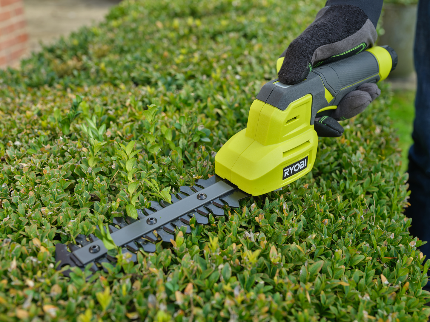 Akkuruohosakset/-pensasleikkuri Ryobi RY4CGSA-120 4V USB Lithium 1x2,0Ah