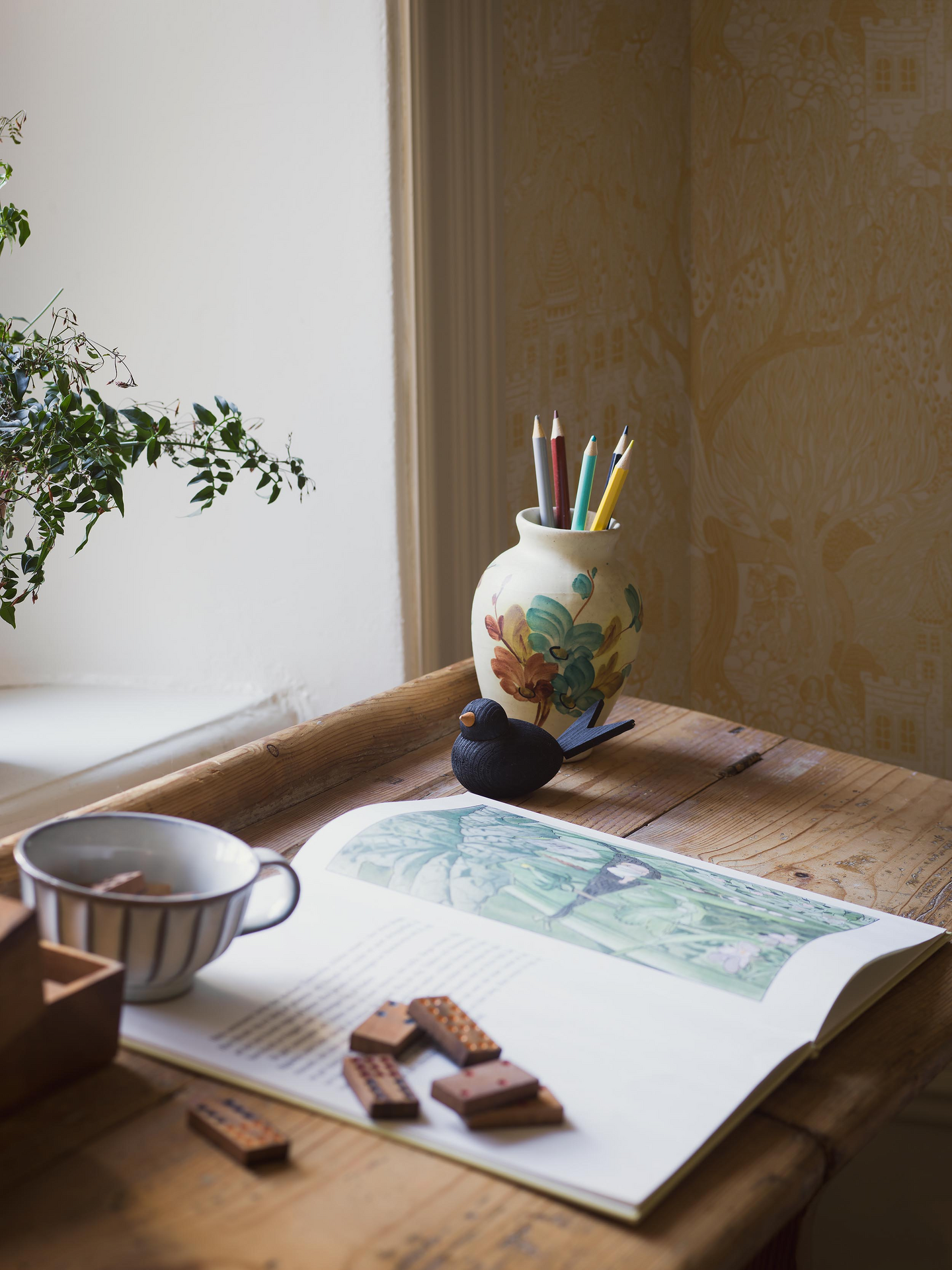 Kuitutapetti Boråstapeter Fairyland 8145 Kingdom of the Willow 10,05m