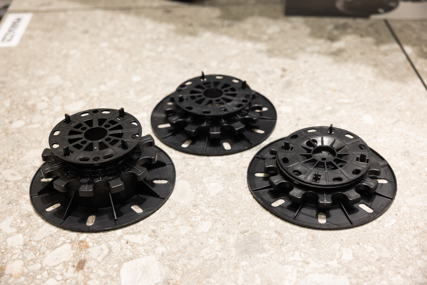 Laattajalka Cello säädettävä 35-60mm