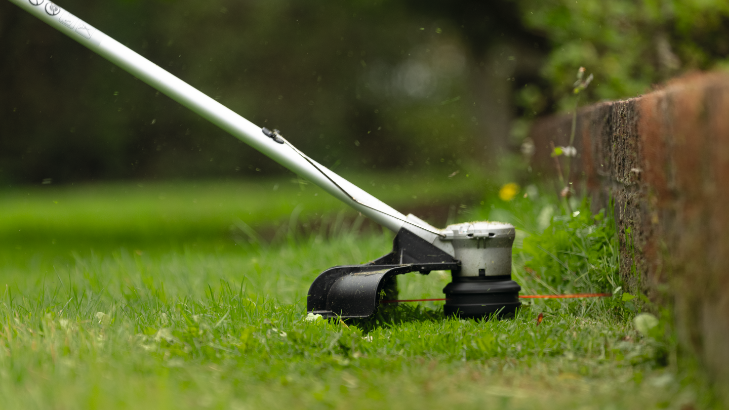 Akkuruohotrimmeri Bosch GRT 18V-40 Solo