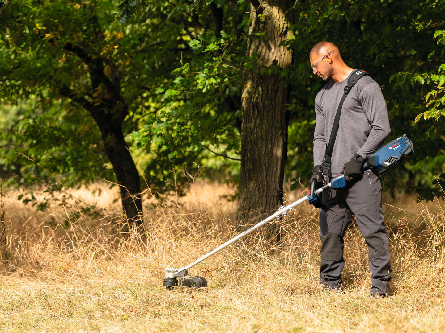 Akkuruohotrimmeri Bosch GRT 18V-40 Solo