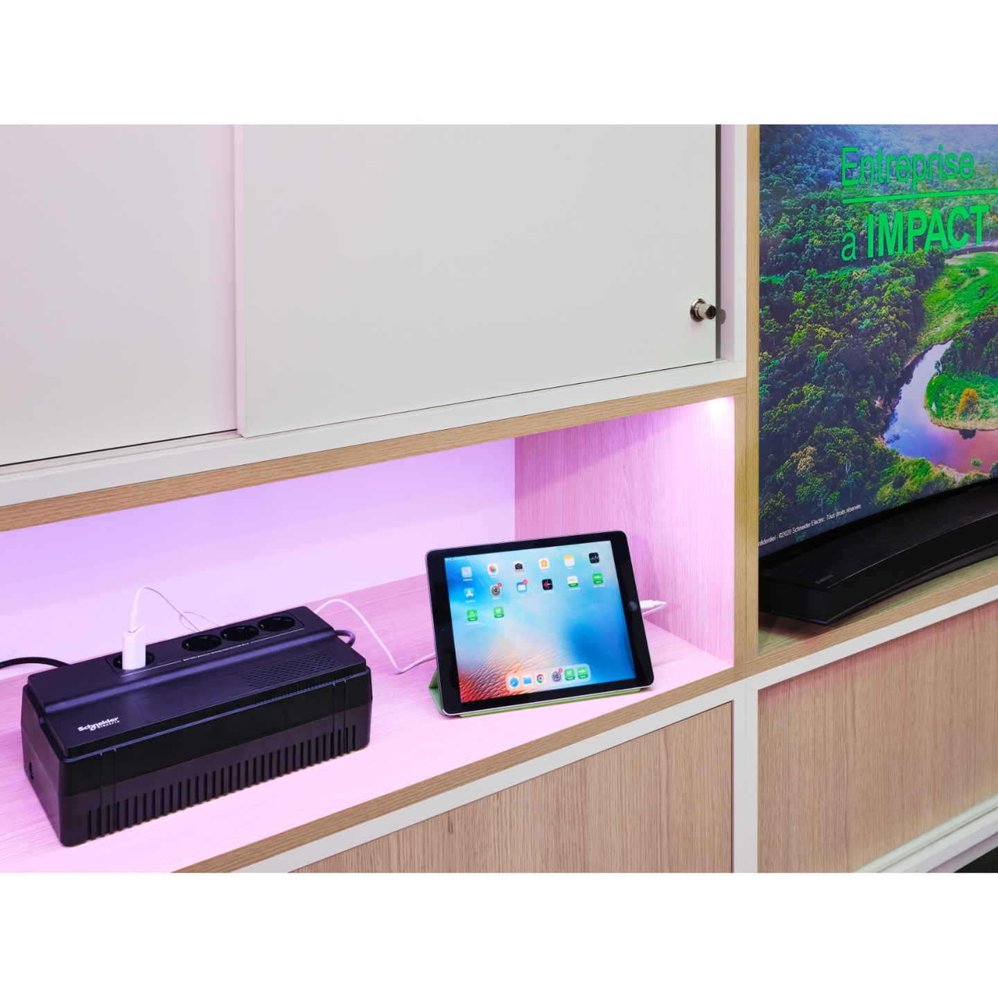 UPS-laite Easy Ups Schneider Electric 1000va Schuko Liitäntä