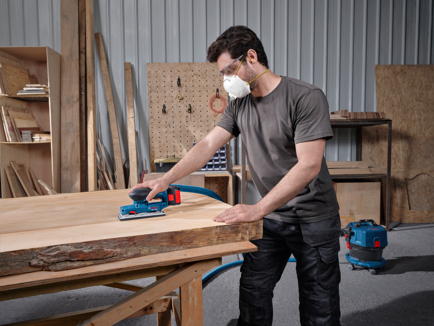 Akkutasohiomakone Bosch GSS18V-18 Solo L-Boxx