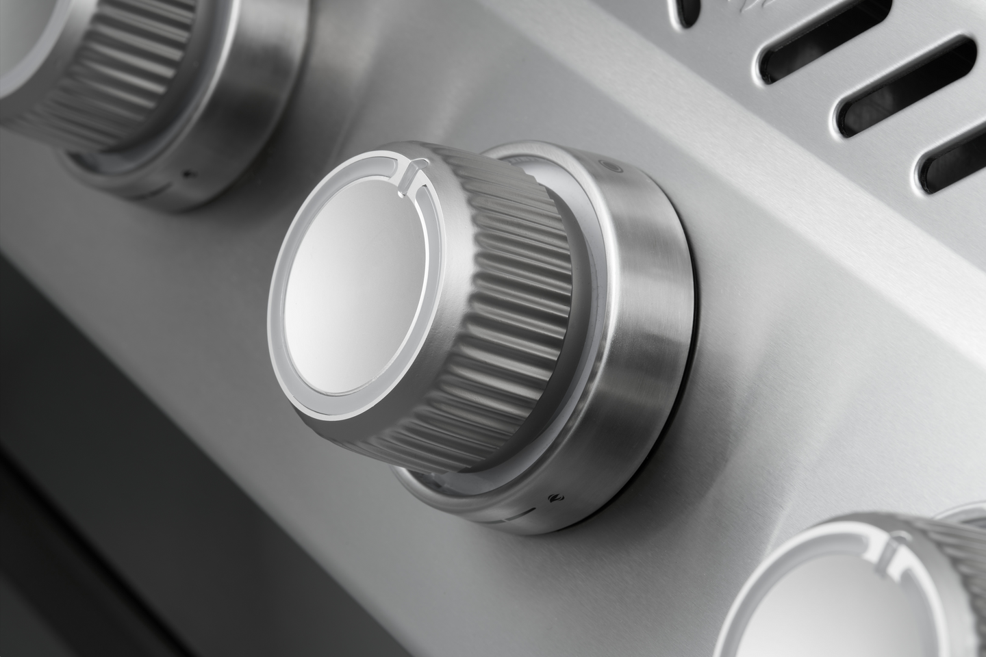 Kaasugrilli Napoleon Prestige PRO665-4 Connected kaasugrilli