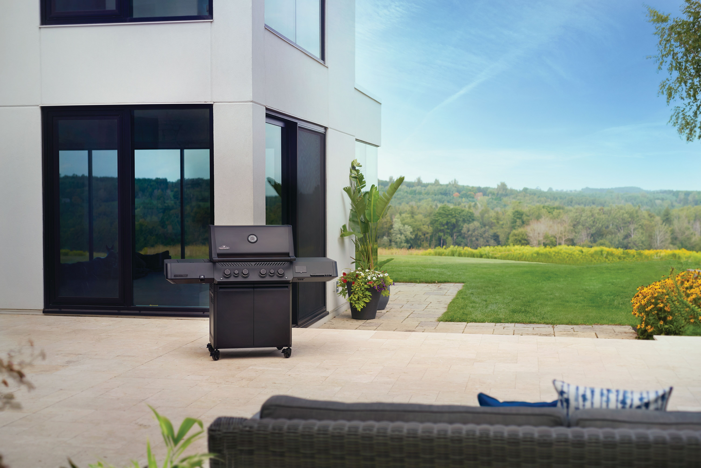 Kaasugrilli Napoleon Phantom Prestige P500 Connected kaasugrilli