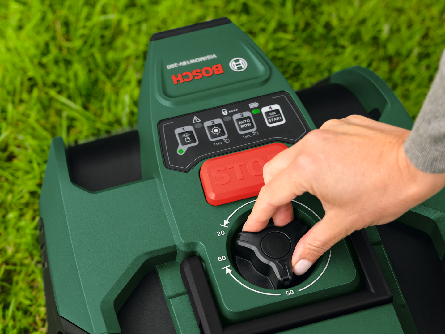 Robottiruohonleikkuri Bosch VisiMow200 1x4,0Ah + varateräsarja