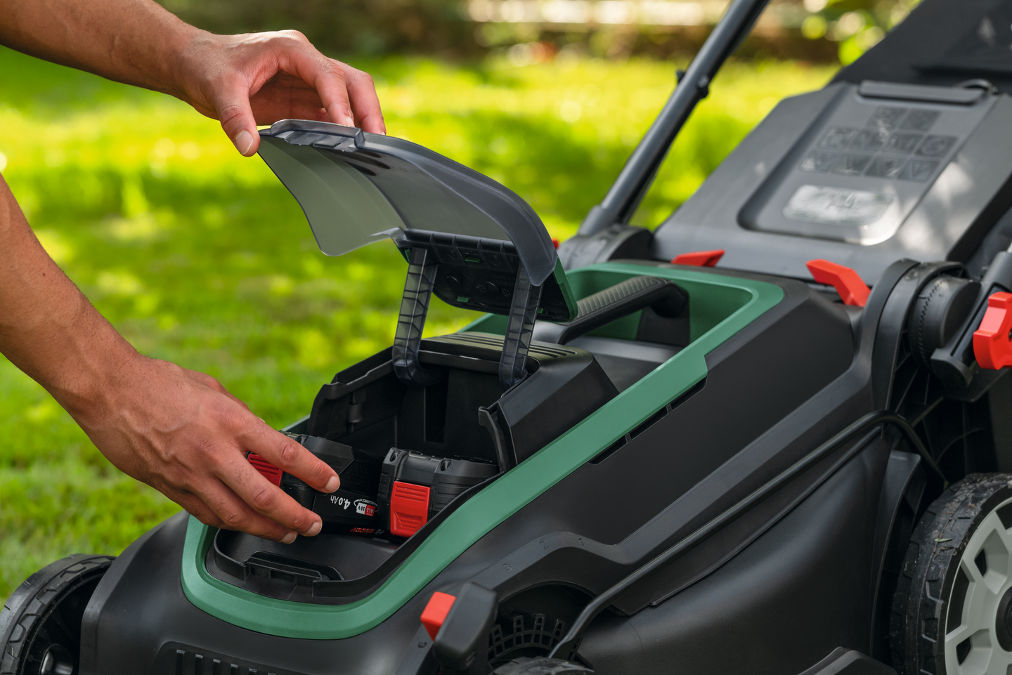 Akkuruohonleikkuri Bosch Rotak 18V2-43 2x4Ah