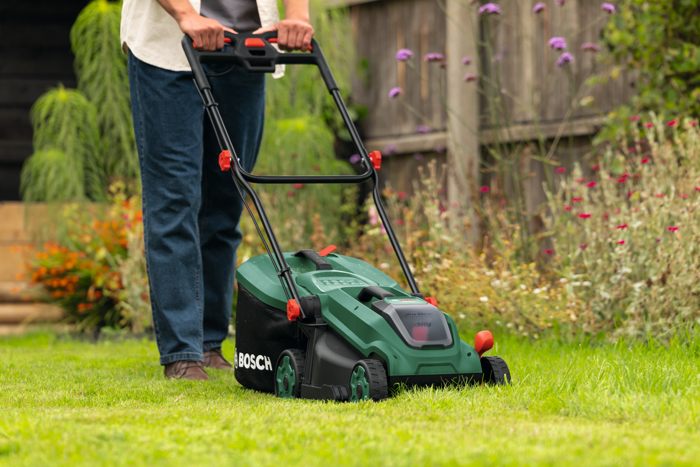 Akkuruohonleikkuri Bosch Rotak 18V-34 1x4Ah