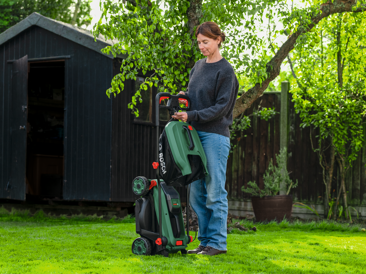 Akkuruohonleikkuri Bosch Rotak 18V-34 1x4Ah