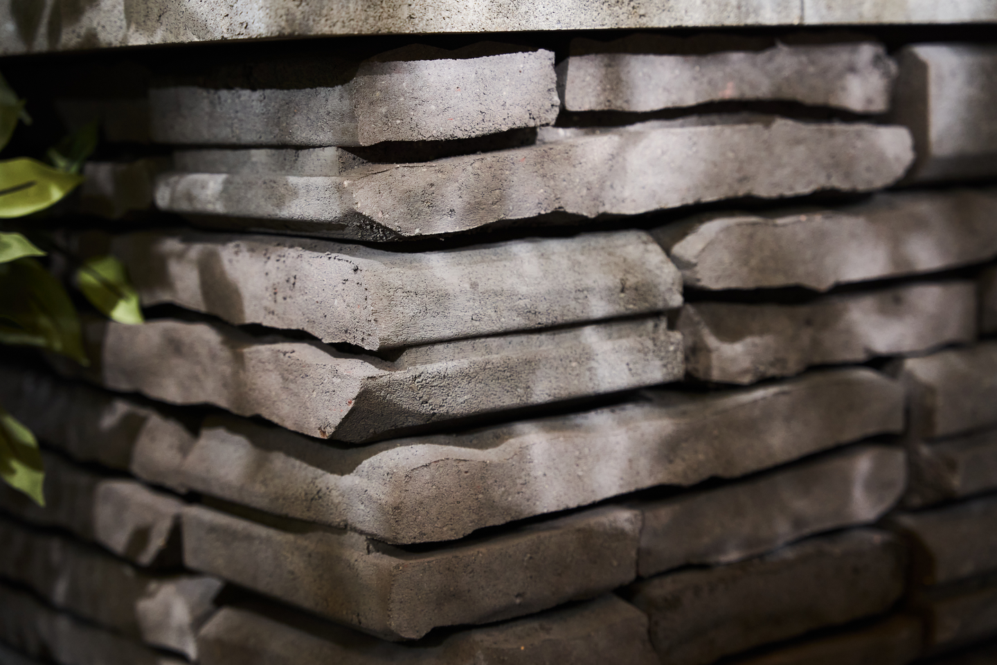 Loimumuurikivi Lakka musta 360x180x90 31 kpl/m²